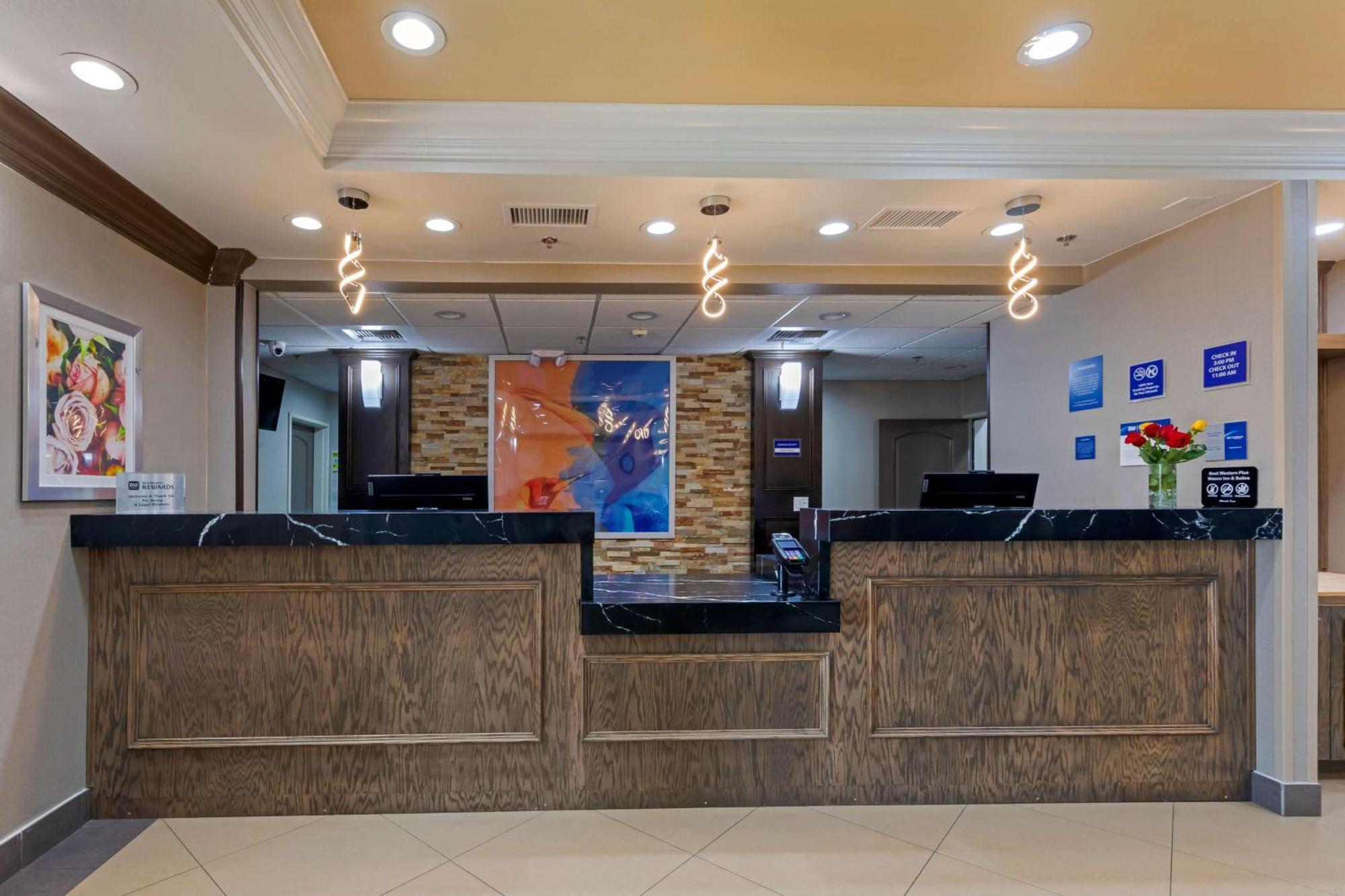 Best Western Plus Wasco Inn & Suites Exterior foto